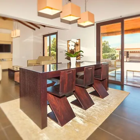 **** Casa Di Fiumu ****